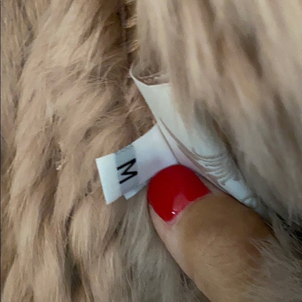 Real Rabbit Fur Vest - Picture 3 of 3